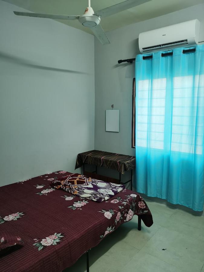Che Wan Satu Rumah percutian
